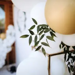 Dekoracja domu na wesele: Stwórz niezapomniane tło DIY