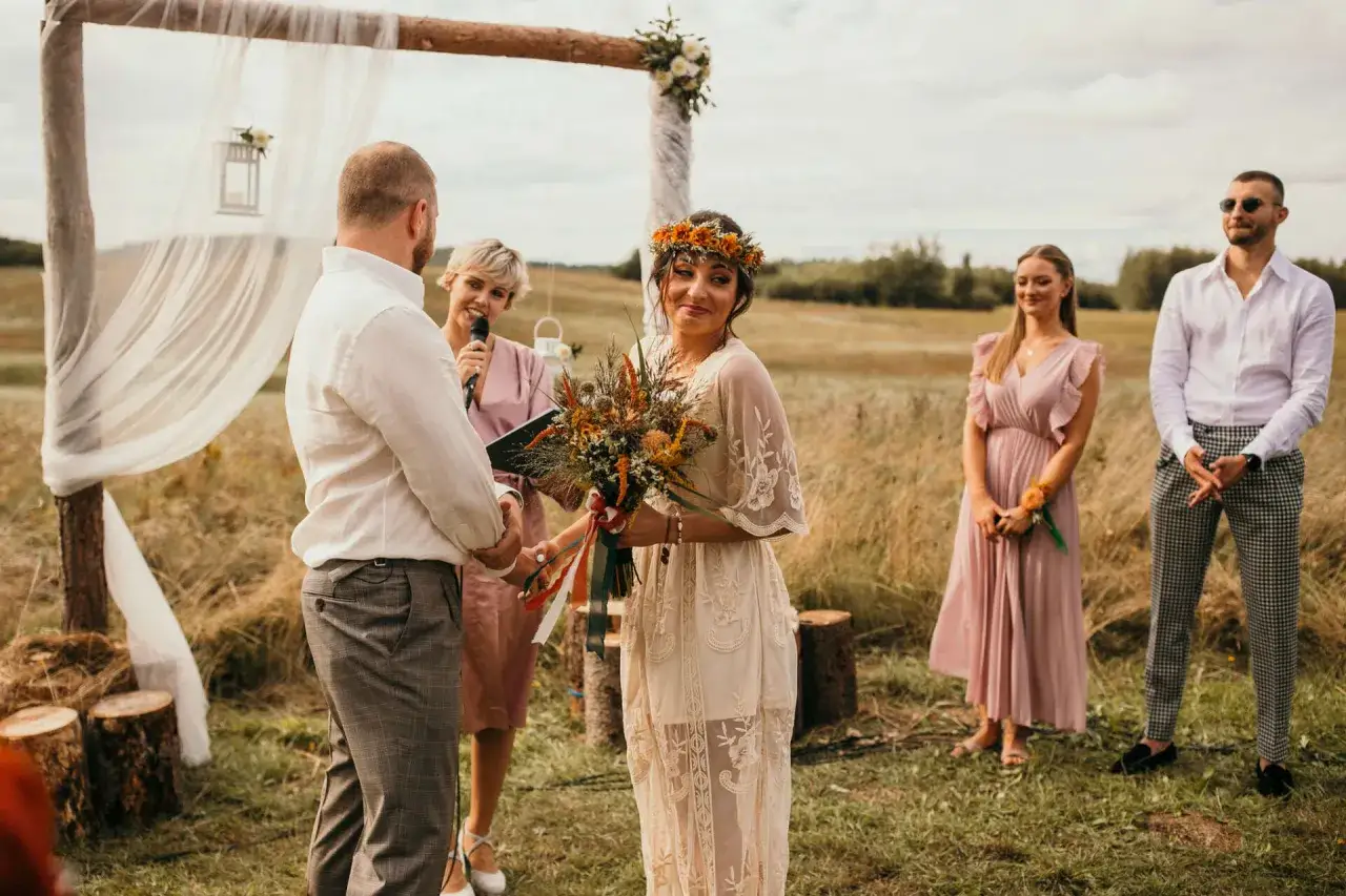 ślub humanistyczny w plenerze ceremonia