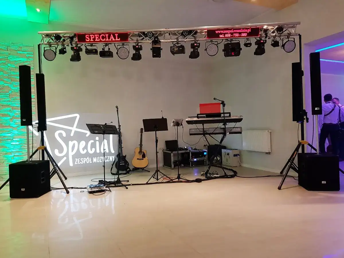 Scena weselna zespołu